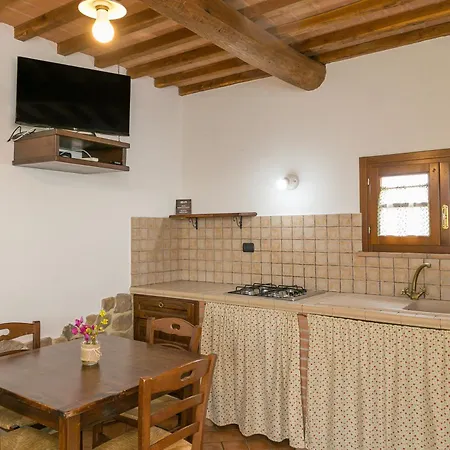 Alloggio per agriturismo Isolotto - Leccio